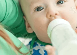 Bebeğimde süt alerjisi varsa hangi doktora götürmem gerekir